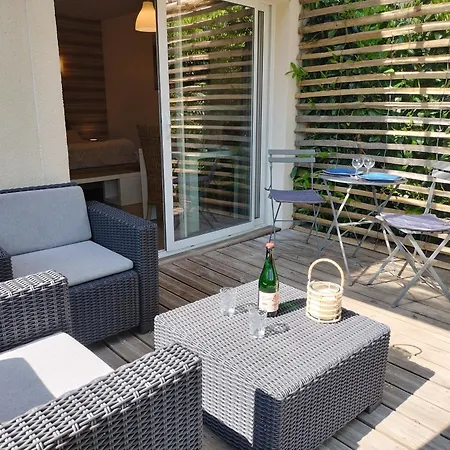 Cote Jardin 2 Personnes Apartment *